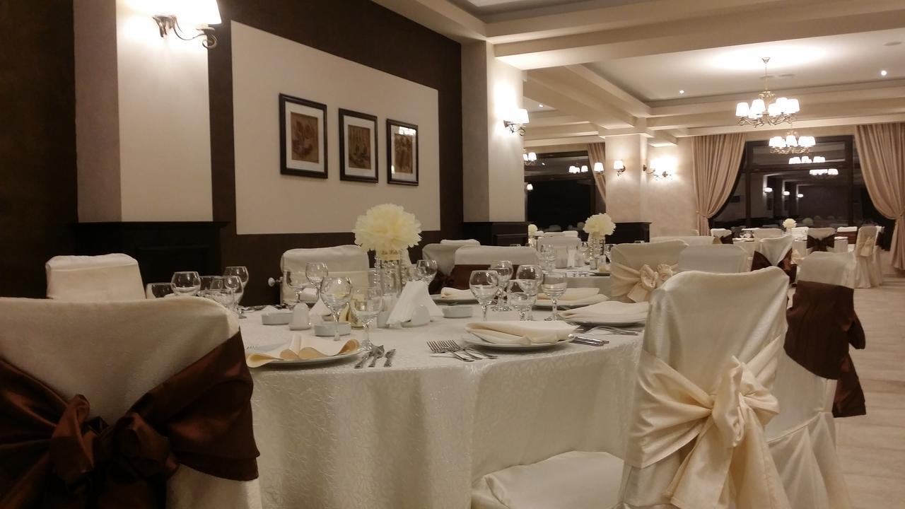 Poiana Mărului Flori De Mar酒店 外观 照片