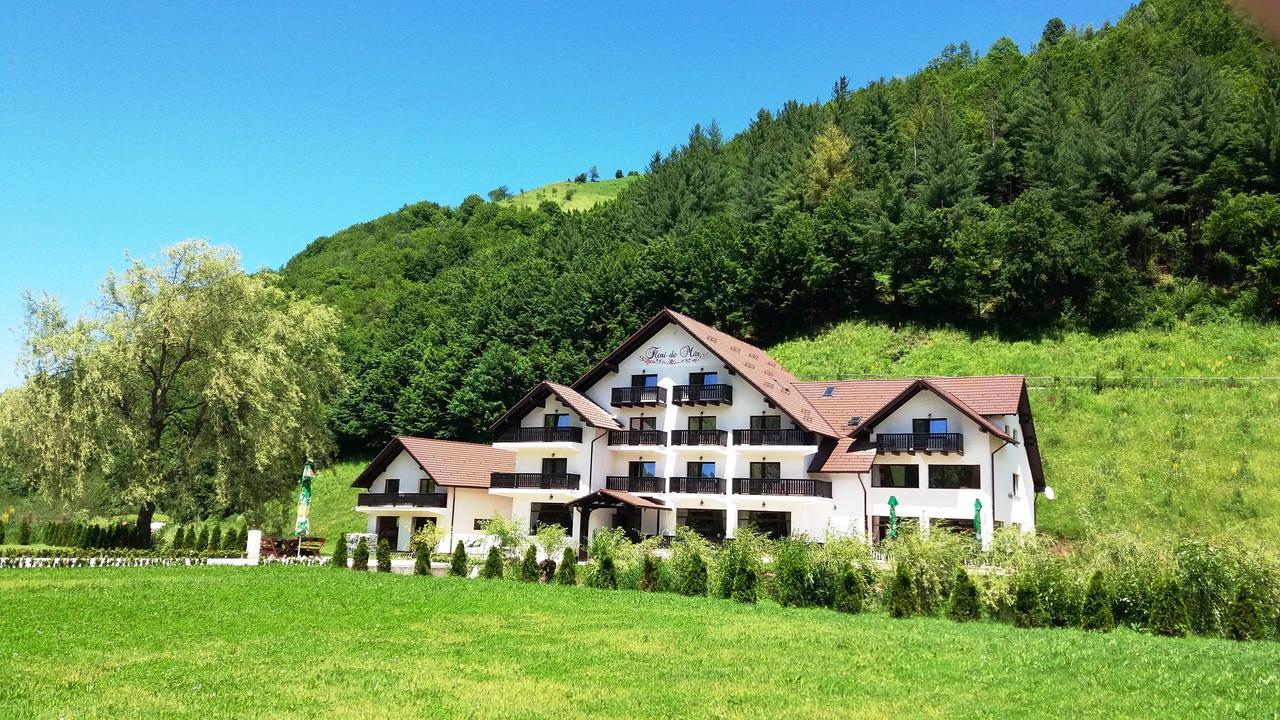 Poiana Mărului Flori De Mar酒店 外观 照片